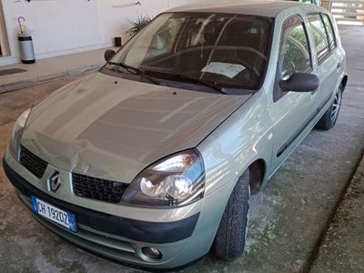 Renault Clio II