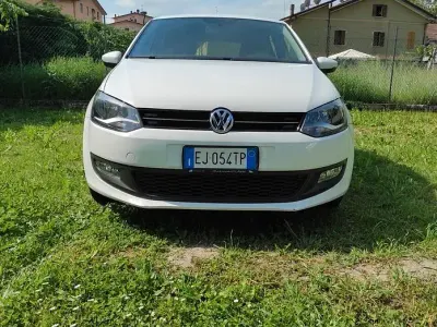 Usata VW Polo Comfortline 69 CV (50 kW) 2011 Bianco Utilitaria