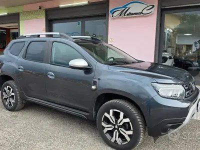 Usata Dacia Duster Prestige 150 CV (110 kW) 2022 Grigio SUV