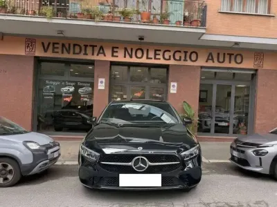 Usata Mercedes A180 Advanced 116 CV (85 kW) 2025 Nero Berlina