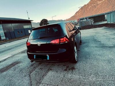 Usata VW Golf VII 110 CV (80 kW) 2015 Nero Berlina