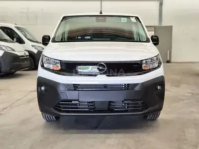 Nuova Opel Combo 130 CV (95 kW) 2026 Bianco Monovolume