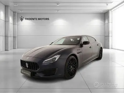 Usata Maserati Quattroporte 580 CV (426 kW) 2022 Bluazzurro Berlina
