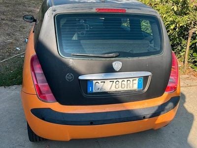 Lancia Ypsilon
