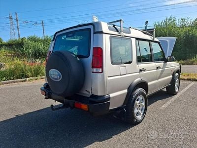 Land Rover Discovery 2