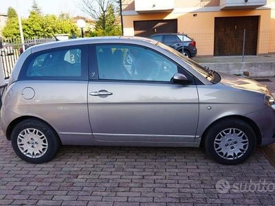 Usata Lancia Ypsilon 60 CV (44 kW) 2008 Marrone Utilitaria