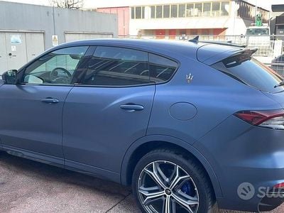 Usata Maserati Levante 580 CV (426 kW) 2022 Grigio SUV