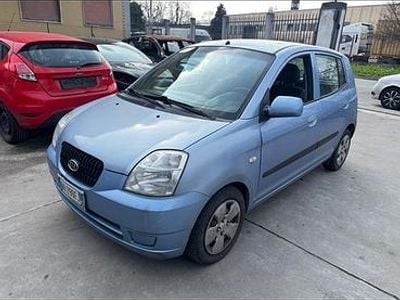 Usata Kia Picanto Urban 61 CV (44 kW) 2007 Blu Utilitaria