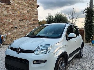 Usata Fiat Panda 4x4 75 CV (55 kW) 2014 Bianco Utilitaria
