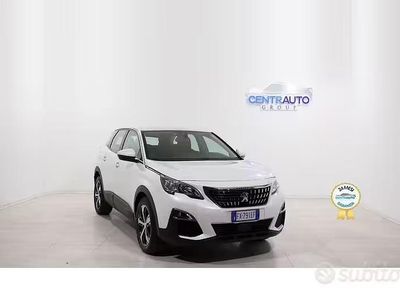 Usata Peugeot 3008 Business-Line 131 CV (96 kW) 2019 Bianco SUV