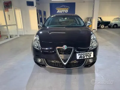 Usata Alfa Romeo Giulietta Super 120 CV (88 kW) 2019 Nero Utilitaria