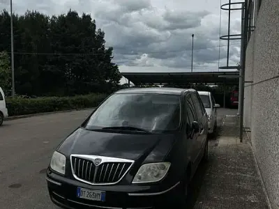 Käytetty Lancia Phedra