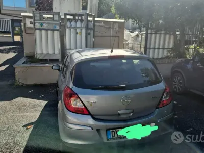 Usata Opel Corsa 75 CV (55 kW) 2009 Grigio Utilitaria