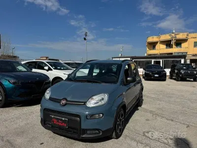 Usata Fiat Panda Cross Cross 69 CV (50 kW) 2021 Blu Utilitaria