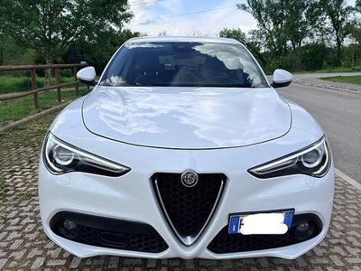 Usata Alfa Romeo Stelvio Super 150 CV (110 kW) 2018 SUV
