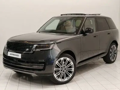 Käytetty Land Rover Range Rover HSE 249 HP (183 kW) 2025 Harmaa Katumaasturi