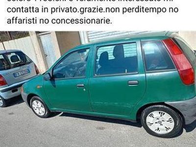 Usata Fiat Punto 54 CV (39 kW) 1999 Verde Utilitaria