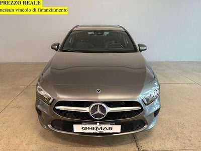 Grigio Usata 2019 Mercedes A200 Executive Berlina | 19.900 € (Ottimo prezzo)