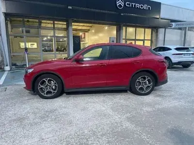 Usata Alfa Romeo Stelvio Tech Edition 160 CV (117 kW) 2019 Rosso SUV