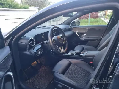 Usata Mercedes 180 109 CV (80 kW) 2019 Nero Berlina