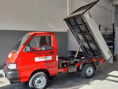 Usata Piaggio Porter 38 CV (27 kW) 1999 Rosso