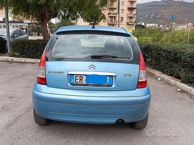 Używany Citroën C3 Exclusive 90 KM (66 kW) 2004 Niebieski Sedan/Limuzyna