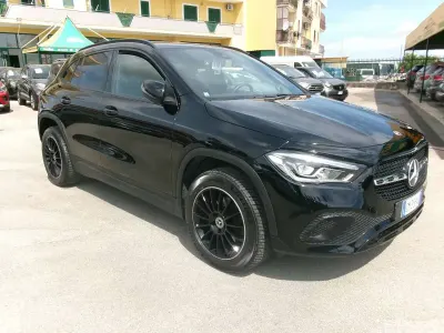 Usata Mercedes GLA180 116 CV (85 kW) 2023 Nero SUV