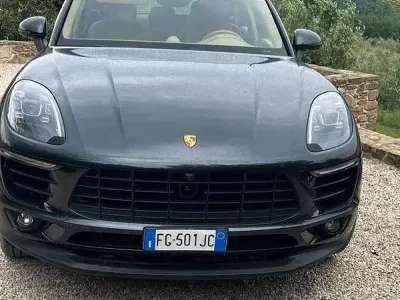 Usata Porsche Macan 250 CV (183 kW) 2017 Grigio SUV