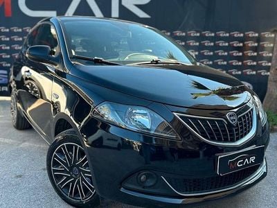 Usata Lancia Ypsilon Gold 69 CV (50 kW) 2022 Nero Utilitaria