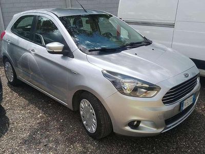 Usata Ford Ka 71 CV (52 kW) 2017 Argento Berlina