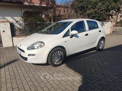 Usata Fiat Punto Street 77 CV (56 kW) 2016 Bianco Utilitaria