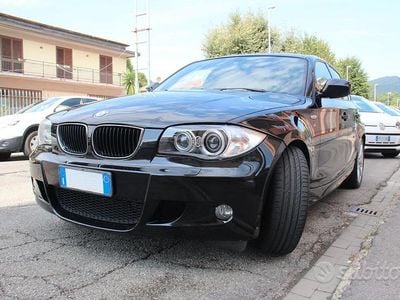 Usata BMW 118 Efficient Dynamics 143 CV (105 kW) 2011 Nero Utilitaria
