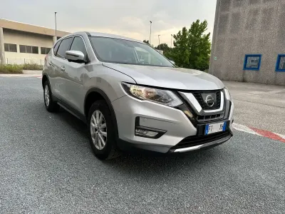 Usata Nissan X-Trail 131 CV (96 kW) 2019 Argento SUV