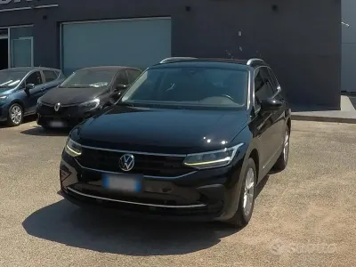 Usata VW Tiguan Life 150 CV (110 kW) 2023 Nero SUV