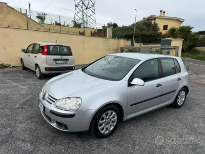 Gebraucht VW Golf VI Comfortline 105 PS (77 kW) 2009 Grau Kleinwagen