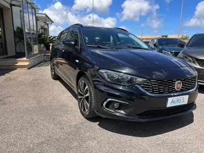 Usata Fiat Tipo Lounge 120 CV (88 kW) 2018 Nero Station wagon
