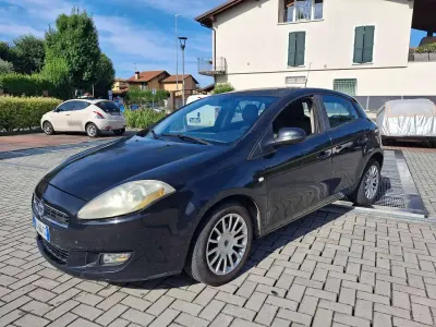 Usata Fiat Bravo Emotion 120 CV (88 kW) 2007 Nero Utilitaria
