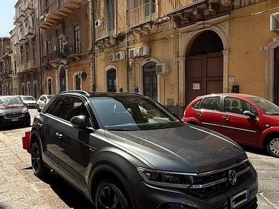 Usata VW T-Roc R-line 150 CV (110 kW) 2023 Grigio SUV