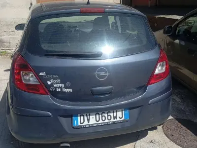 Usata Opel Corsa Cosmo 80 CV (58 kW) 2009 Grigio Utilitaria