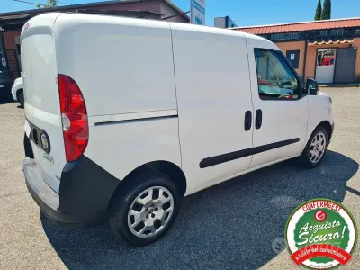 Usata Fiat Doblò 120 CV (88 kW) 2020 Bianco Monovolume