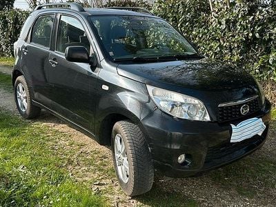 Usata Daihatsu Terios 105 CV (77 kW) 2010 Nero SUV