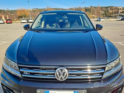 Usata VW Tiguan R-line 150 CV (110 kW) 2018 Nero SUV