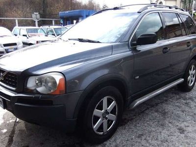 usata Volvo XC90 XC902.4 d5 Momentum 185cv 6m