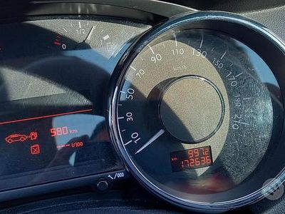 Usata Peugeot 5008 110 CV (80 kW) 2011 Monovolume