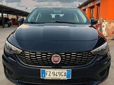 Occasion Fiat Tipo Easy 95 ch (69 kW) 2019 Bleue Berline