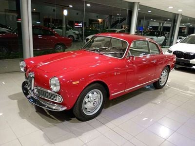 Usata Alfa Romeo Giulietta Sprint 91 CV (66 kW) 1963 Rosso Utilitaria