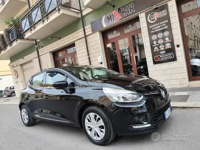 Usata Renault Clio IV 75 CV (55 kW) 2017 Nero Berlina