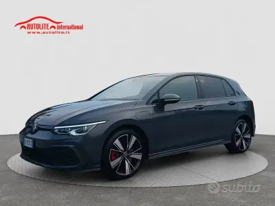 Usata VW Golf VIII GTE 150 CV (110 kW) 2022 Giallo Berlina