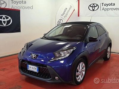 Usata Toyota Aygo X Trend 72 CV (52 kW) 2022 Blu SUV