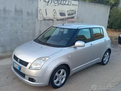 Brugt Suzuki Swift 92 HK (67 kW) 2007 Grå Hatchback